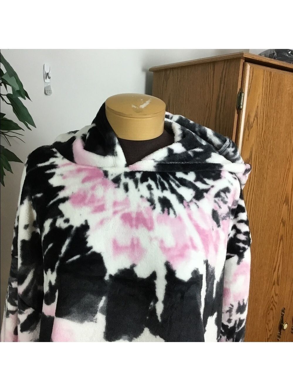 So L/XL oversized sleep hooded pullover lilac tie dye - Picture 6 of 11